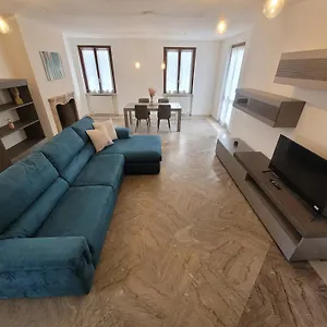 Casa vacanze Arya, Torre Boldone